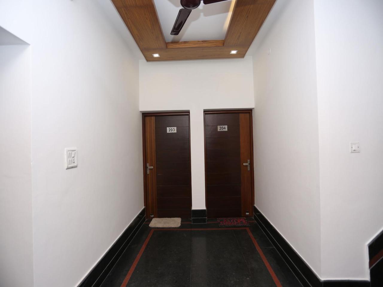 Oyo 10448 Green View Home Stay Dehradún Kültér fotó