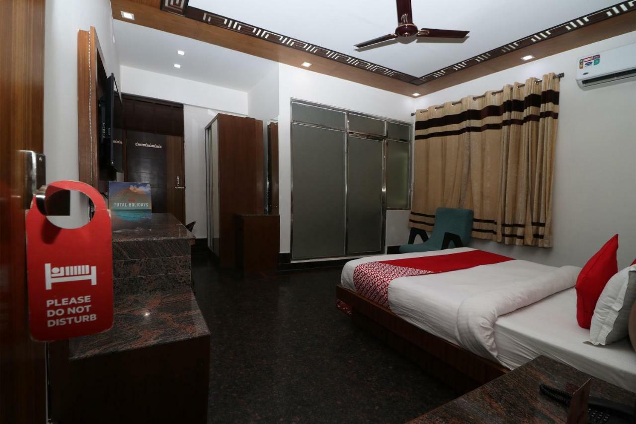 Oyo 10448 Green View Home Stay Dehradún Kültér fotó