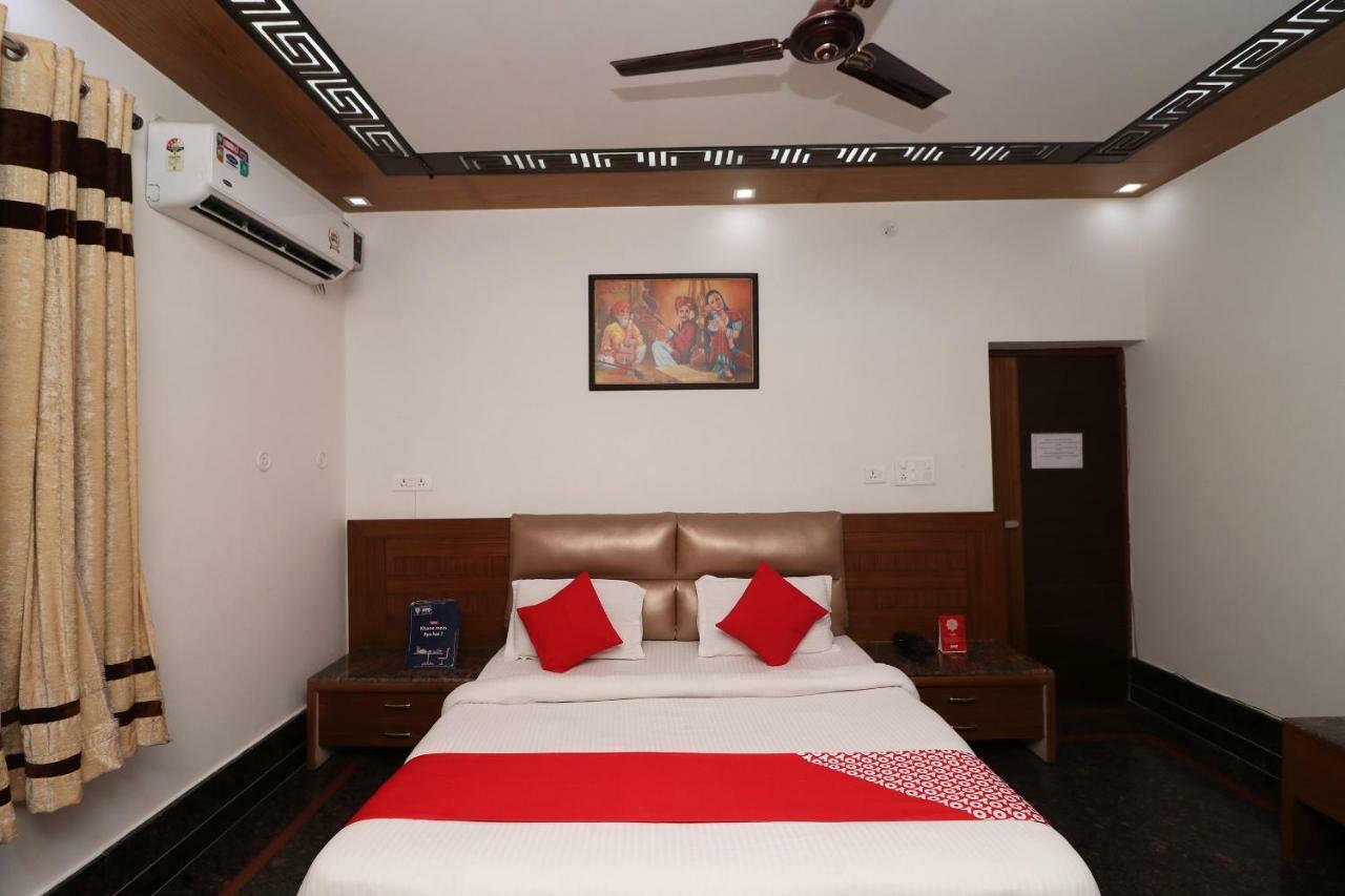 Oyo 10448 Green View Home Stay Dehradún Kültér fotó